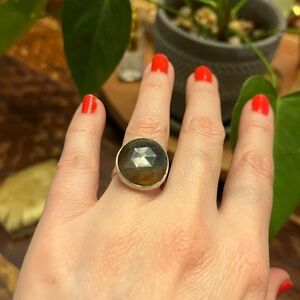 Stunning Faceted Blue Grey Sapphire & Sterling Silver Ring size 7